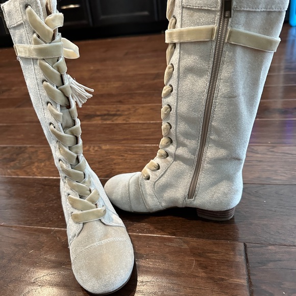 Joyfolie Cream Lace-Up Boots Size 13 girls - Picture 3 of 5